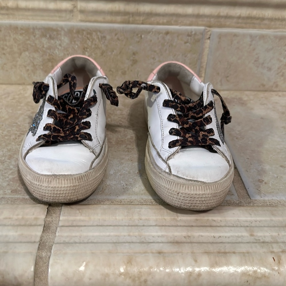 Toddler girl Golden Goose sneakers